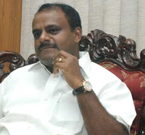 H D Kumaraswam...
